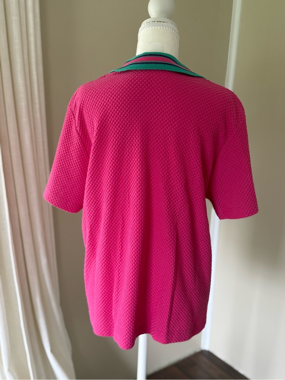 Vintage 90s Y2K Bright Pink Knit Polo with Green Contrasted Collar Golf Shirt - Picture 6 of 8
